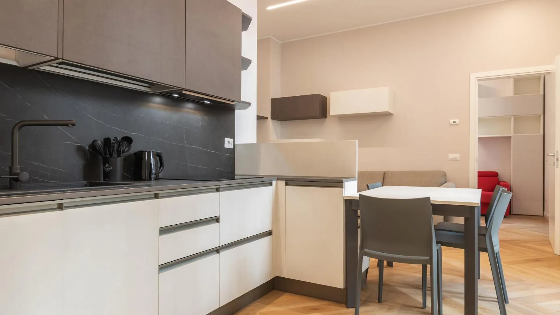 Monte Nero 2Br Apt Pta Romana M3 Milánó Apartman