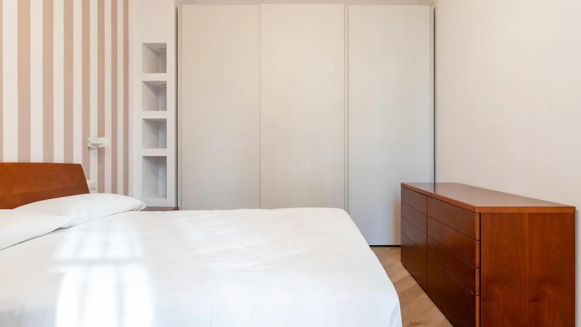 Monte Nero 2Br Apt Pta Romana M3 Milánó