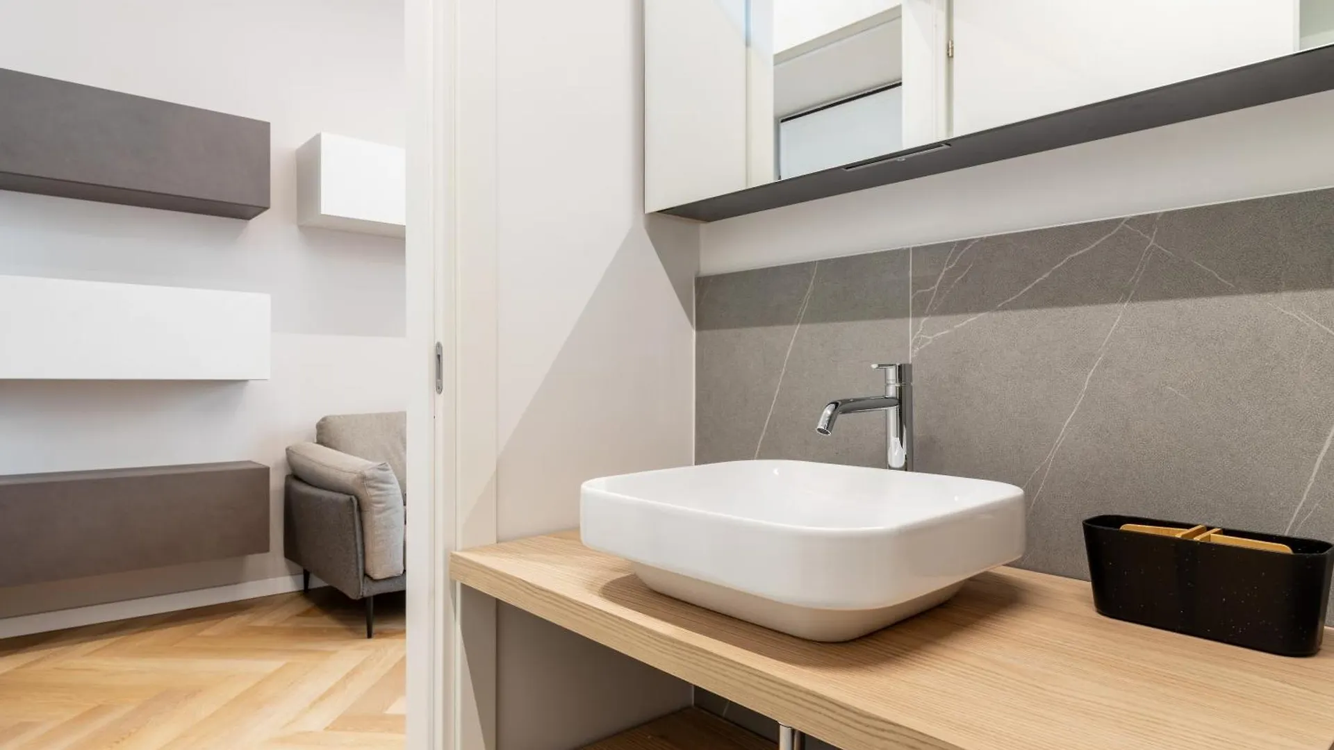 Apartman Monte Nero 2Br Apt Pta Romana M3 Milánó Olaszország